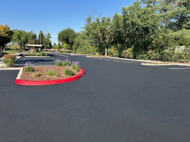 striping and parking lot construction by the best asphalt contractor in visalia, ca