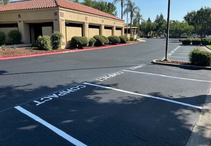 professional asphalt striping in parking lot